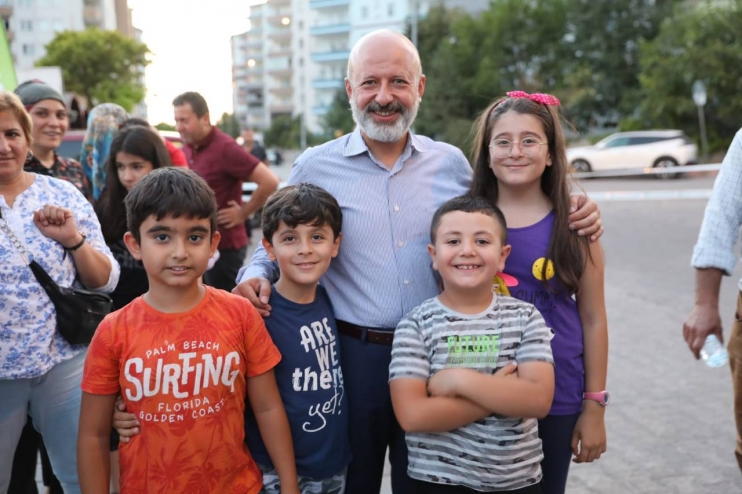 BAŞKAN ÇOLAKBAYRAKDAR; “ETKİNLİKLERİMİZLE ÇOCUKLARIN YÜZLERİ GÜLERKEN, AİLELERDE NOSTALJİ YAŞIYOR”