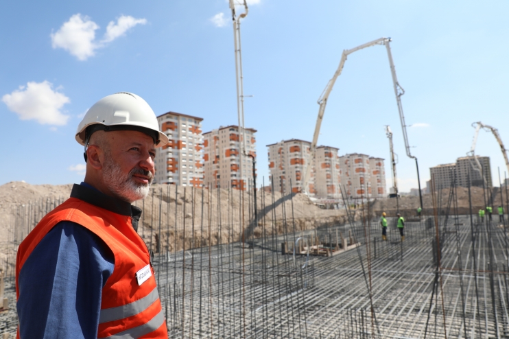 BAŞKAN ÇOLAKBAYRAKDAR; "KENTSEL DÖNÜŞÜMLE AYRICALIKLI YAŞAM SUNUYORUZ"