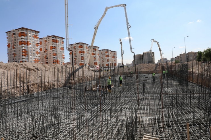 BAŞKAN ÇOLAKBAYRAKDAR; "KENTSEL DÖNÜŞÜMLE AYRICALIKLI YAŞAM SUNUYORUZ"