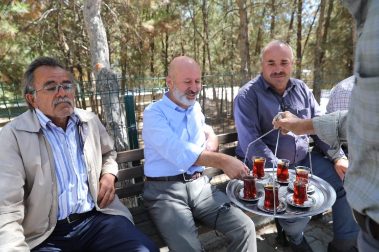 BAŞKAN ÇOLAKBAYRAKDAR, YEMLİHALILARIN GÖNLÜNÜ FETHETTİ