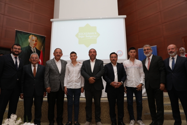 BAŞKAN ÇOLAKBAYRAKDAR; “KOCASİNAN’I HER ALANDA KALKINDIRIYORUZ”