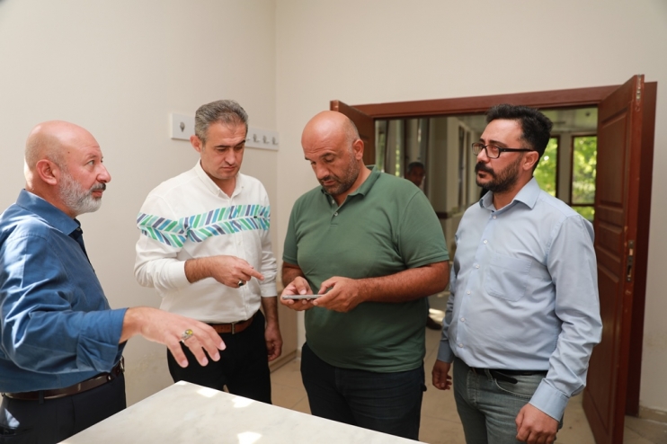 BAŞKAN ÇOLAKBAYRAKDAR’IN KOCASİNAN SEVDASI DUR DURAK BİLMİYOR