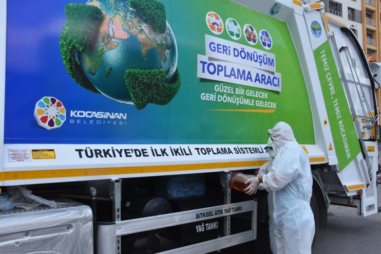 KAYSERİDE YİNE İLK OLAN GERİ DÖNÜŞÜM ARACI, KOCASİNAN SOKAKLARINDA
