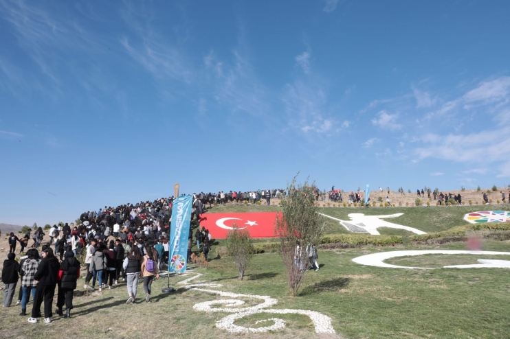 VALİ GÖKMEN ÇİÇEK; “KUŞÇU BÖLGESİNE, 12 MİLYON AĞAÇ DİKECEĞİZ”
