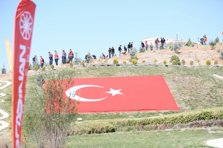 VALİ GÖKMEN ÇİÇEK; “KUŞÇU BÖLGESİNE, 12 MİLYON AĞAÇ DİKECEĞİZ”