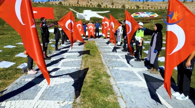 KOCASİNAN BELEDİYESİ’NDEN CUMHURİYET BAYRAMI’NIN 99. YILINA ÖZEL KLİP