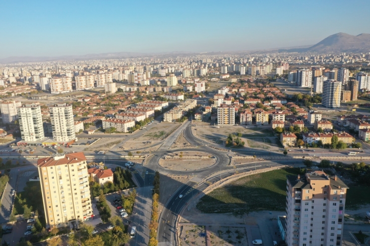KOCASİNAN BELEDİYESİ, AKILLI KAVŞAK İLE 4 CADDEYİ BİRBİRİNE BAĞLADI