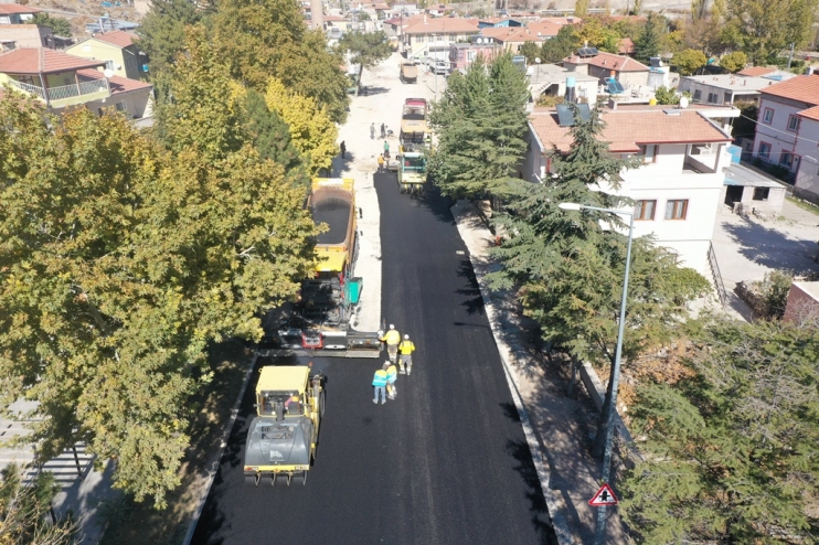 YEMLİHA, DAHA MODERN ALTYAPI VE DAHA KONFORLU BİR ULAŞIMA KAVUŞTU
