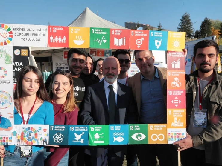 BAŞKAN ÇOLAKBAYRAKDAR; "GENÇLERİMİZ İLE TÜRKİYE YÜZYILINA BÜYÜK KATKI SAĞLAYACAĞIZ"