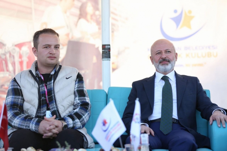 BAŞKAN ÇOLAKBAYRAKDAR; "GENÇLERİMİZ İLE TÜRKİYE YÜZYILINA BÜYÜK KATKI SAĞLAYACAĞIZ"