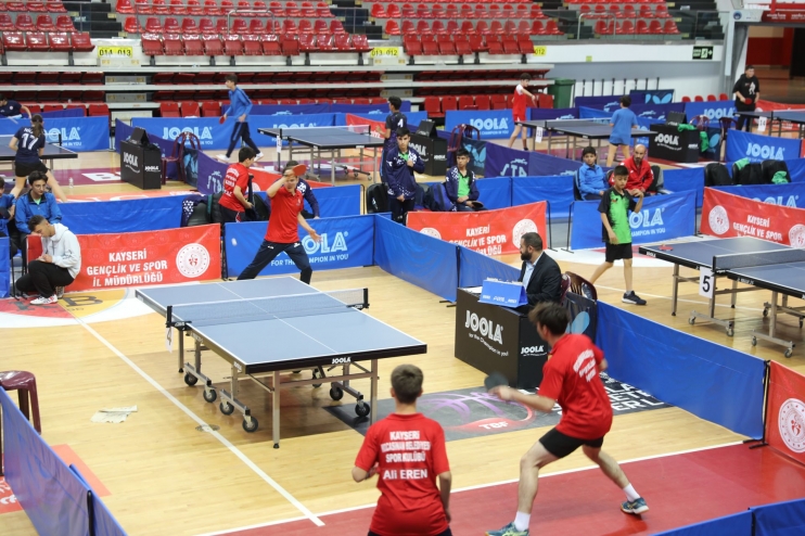 BAŞKAN ÇOLAKBAYRAKDAR, TÜRKİYE’NİN DÖRT BİR YANINDAN GELEN SPORCULARI ZİYARET ETTİ