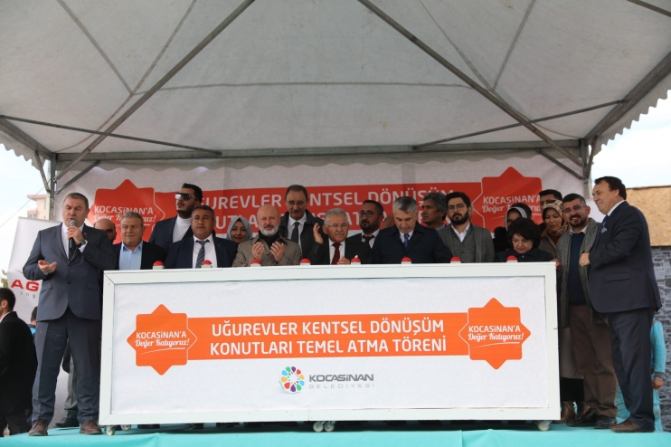 BAŞKAN ÇOLAKBAYRAKDAR; “KENTSEL DÖNÜŞÜMLE SOSYAL DÖNÜŞÜMÜ AYNI ANDA GERÇEKLEŞTİRİYORUZ”