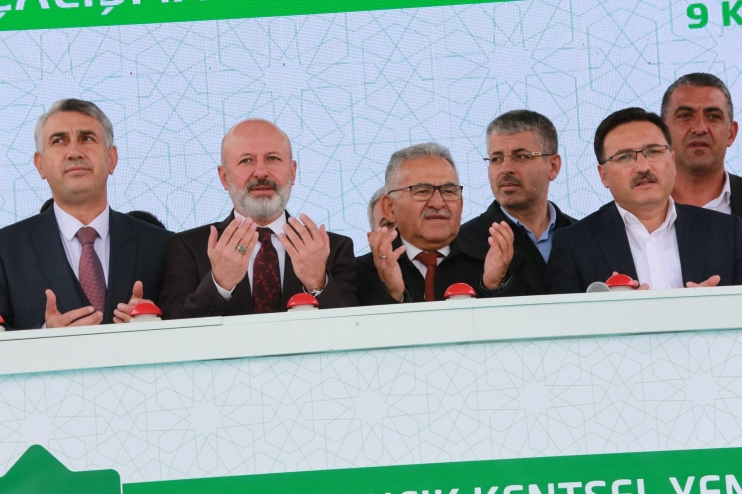 BAŞKAN ÇOLAKBAYRAKDAR; “ARGINCIK ’DA DA KAPI ARALANDI, IŞIK GÖRÜNDÜ”