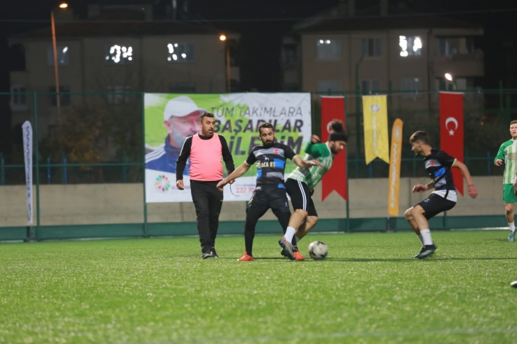 BAŞKAN ÇOLAKBAYRAKDAR’DAN FUTBOL SEVERLERE MÜJDE