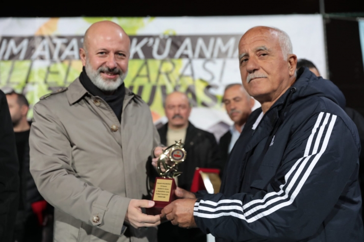 BAŞKAN ÇOLAKBAYRAKDAR’DAN FUTBOL SEVERLERE MÜJDE