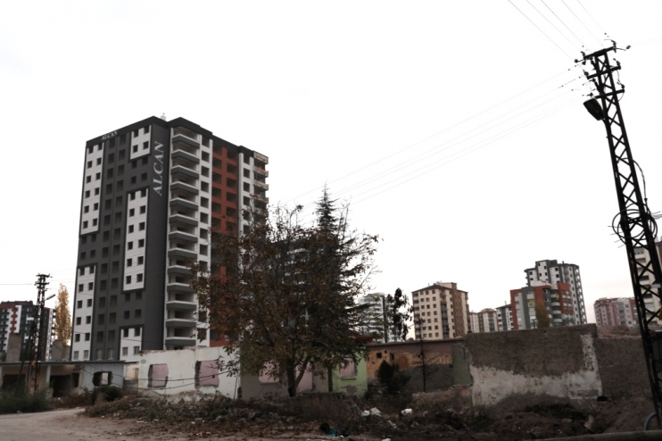 BAŞKAN ÇOLAKBAYRAKDAR; “YAKUT’A VATANDAŞIN YAŞAMAKTAN KEYİF ALACAĞI BÜYÜK BİR PARK KAZANDIRACAĞIZ”