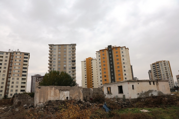 BAŞKAN ÇOLAKBAYRAKDAR; “YAKUT’A VATANDAŞIN YAŞAMAKTAN KEYİF ALACAĞI BÜYÜK BİR PARK KAZANDIRACAĞIZ”