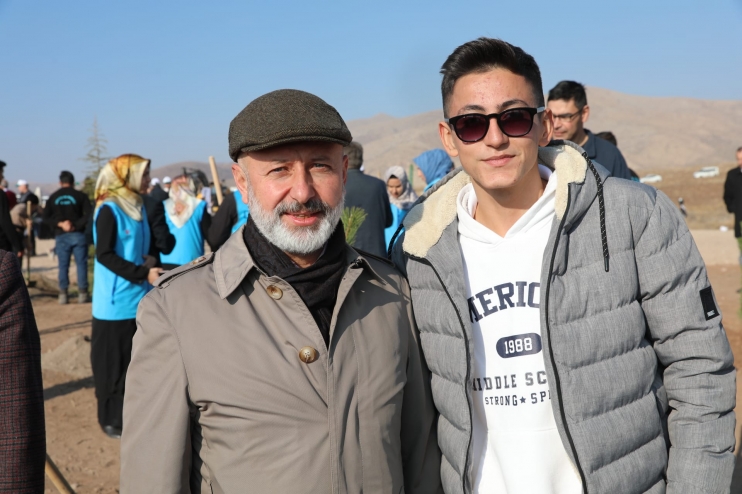 KAYSERİ’NİN DENİZİNDE, 3 YILDA 12 MİLYON AĞAÇ TOPRAKLA BULUŞUCAK