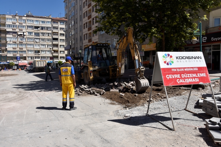 KOCASİNAN BELEDİYESİ MEHMET AKİF CADDESİNİ YENİLİYOR