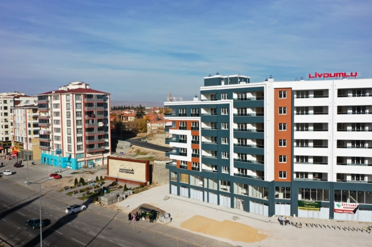 BAŞKAN ÇOLAKBAYRAKDAR; “KENTSEL YENİLEMEYLE ERKİLET BULVARI, YENİ YÜZE KAVUŞUYOR”