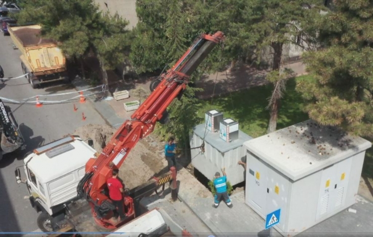 ÇEVRE DOSTU KOCASİNAN’DAN MODERN ÇÖP KONTEYNERLERİ