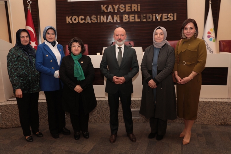 KOCASİNAN’DA YILIN SON MECLİS TOPLANTISI GERÇEKLEŞTİRİLDİ