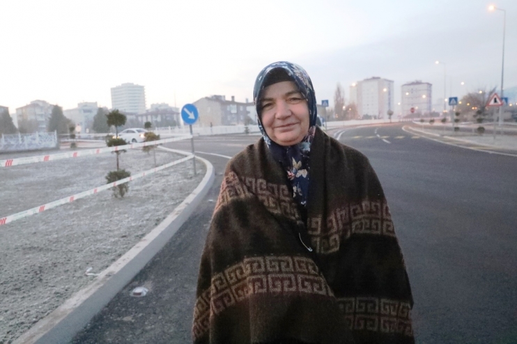 BAŞKAN ÇOLAKBAYRAKDAR’A, 4 CADDEYİ BİRBİRİNE BAĞLAYAN ‘AKILLI KAVŞAK’ TEŞEKKÜRÜ