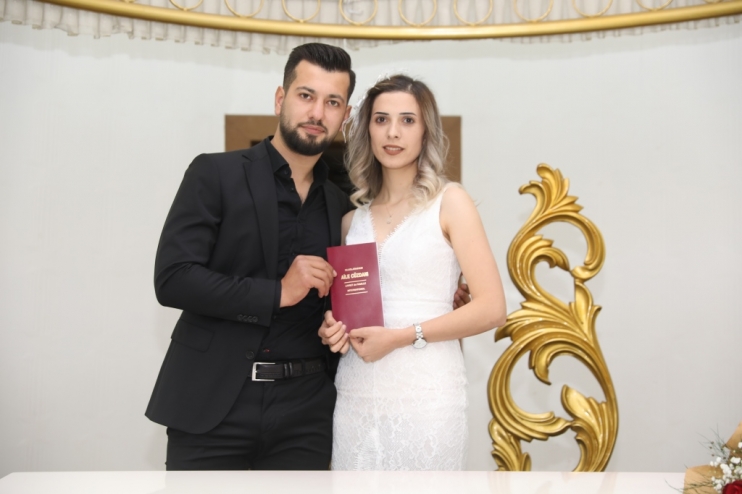 KOCASİNAN, 2022 YILINDA 3 BİN 138 MUTLU EVLİLİĞİN TEMELİNİ ATTI
