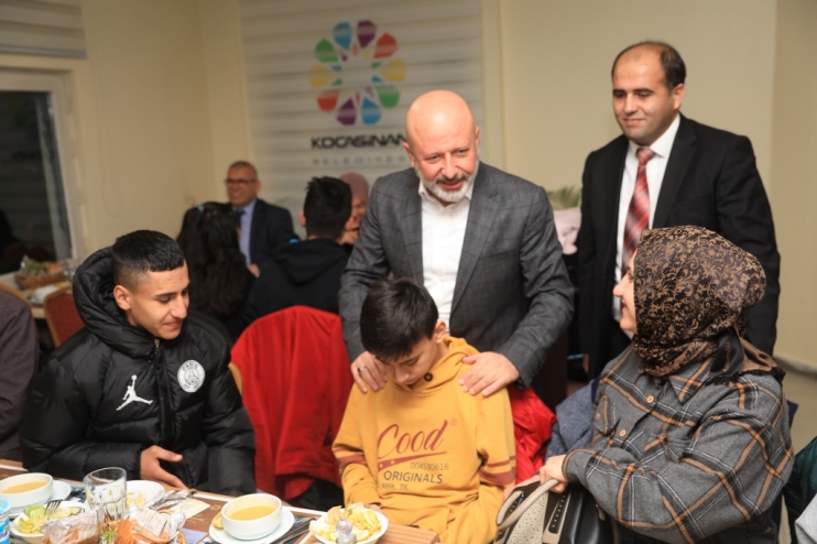 BAŞKAN ÇOLAKBAYRAKDAR; “HER ZAMAN ENGELLİLERİN YANINDAYIZ”