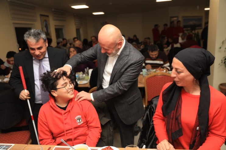 BAŞKAN ÇOLAKBAYRAKDAR; “HER ZAMAN ENGELLİLERİN YANINDAYIZ”