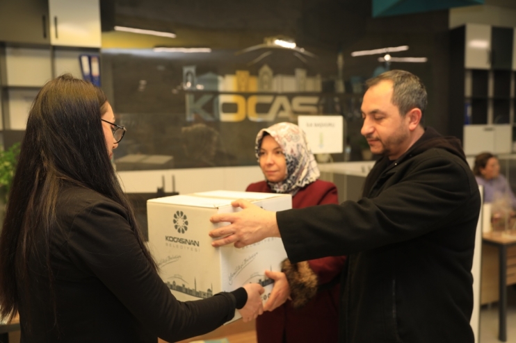 KOCASİNANDAN HER AY 205 ÇÖLYAKLIYA GLÜTENSİZ GIDA PAKETİ