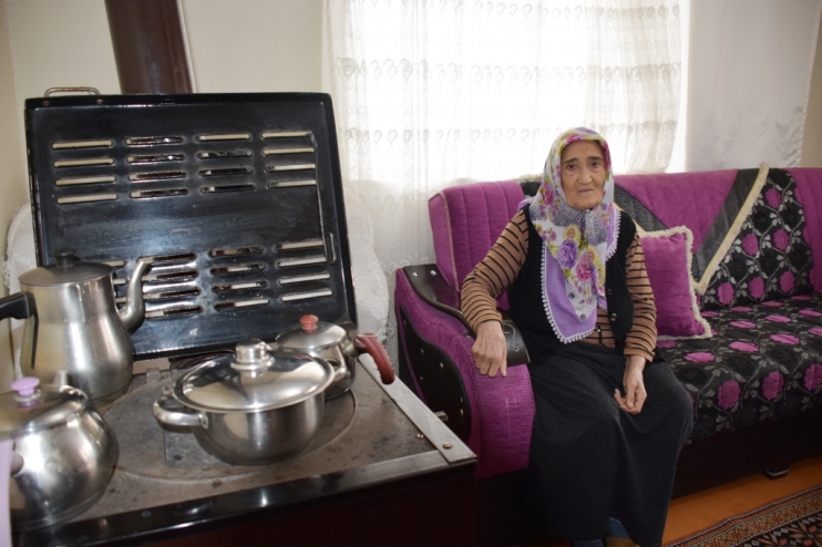 SEYRANİ SAKİNLERİ, ESKİYE ÖZLEM OLSA DA KAVUŞACAKLARI EVİN HEYECANINI YAŞIYOR