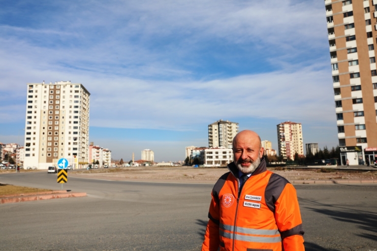 BAŞKAN ÇOLAKBAYRAKDAR; “KAYSERİ’MİZE, CAN DAMARI OLACAK YENİ BULVAR KAZANDIRIYORUZ”