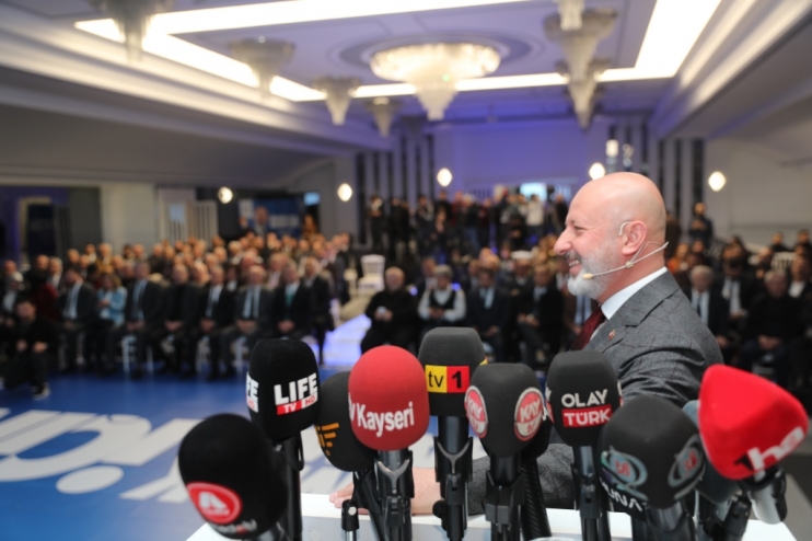 BAŞKAN ÇOLAKBAYRAKDAR; “ŞEHRİ, GELECEĞE TAŞIYACAK BİR VİZYON İLE ÇALIŞIYORUZ”
