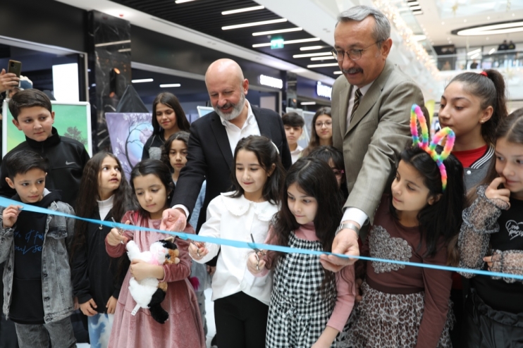 BAŞKAN ÇOLAKBAYRAKDAR; “ÇOCUKLARIMIZI, GELECEĞE HAZIRLIYORUZ”