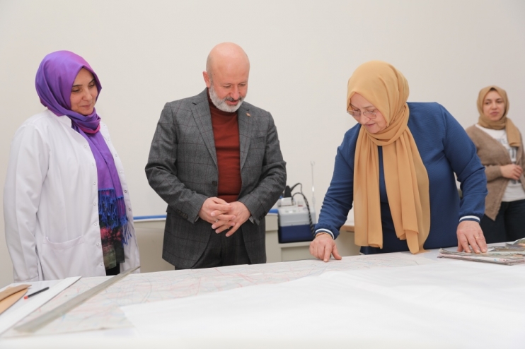 BAŞKAN ÇOLAKBAYRAKDAR; “İNSANA DEĞER KATAN YATIRIMLAR YAPIYORUZ”
