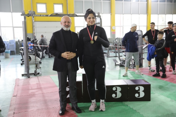 BAŞKAN ÇOLAKBAYRAKDAR; “ŞAMPİYON SPORCULAR YETİŞTİRİYORUZ”