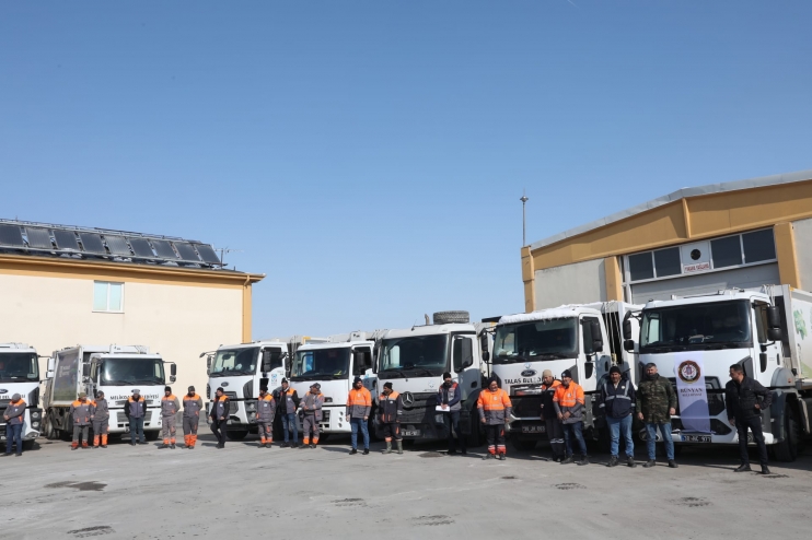 BAŞKAN ÇOLAKBAYRAKDAR, “BU GÜNLERİ HEP BİRLİKTE ATLATACAĞIZ”