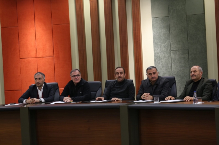 BAŞKAN ÇOLAKBAYRAKDAR; “ÇÖZÜM MERKEZİ, 7/24 SAAT ÇALIŞARAK, YARALARI SARIYOR”