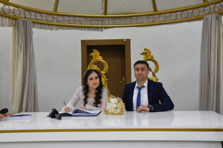 KOCASİNAN’DA BİR GÜNDE 23 ÇİFT, MUTLU YUVALARIN TEMELİNİ ATTI