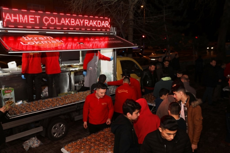 BAŞKAN ÇOLAKBAYRAKDAR, FEVZİÇAKMAK SAKİNLERİYLE BİRLİKTE