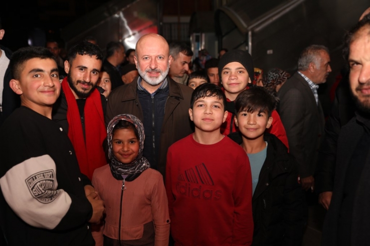 BAŞKAN ÇOLAKBAYRAKDAR, RAMAZANIN BEREKETİNİ VATANDAŞLARLA PAYLAŞIYOR