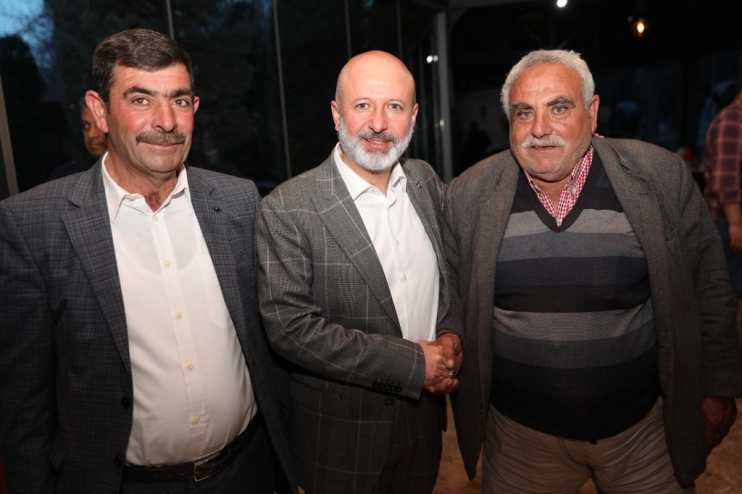 BAŞKAN ÇOLAKBAYRAKDAR, İFTARDA MUHTARLARLA BİR ARAYA GELDİ