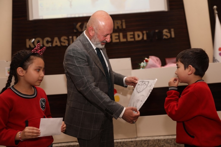BAŞKAN ÇOLAKBAYRAKDAR’DAN ÇOCUKLARA AKIL VE ZEKA OYUNLARI MÜJDESİ