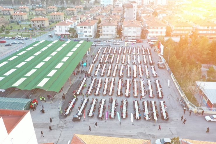 KOCASİNAN, RAMAZAN AYI’NDA ON BİNLERCE VATANDAŞIN GÖNLÜNE DOKUNDU