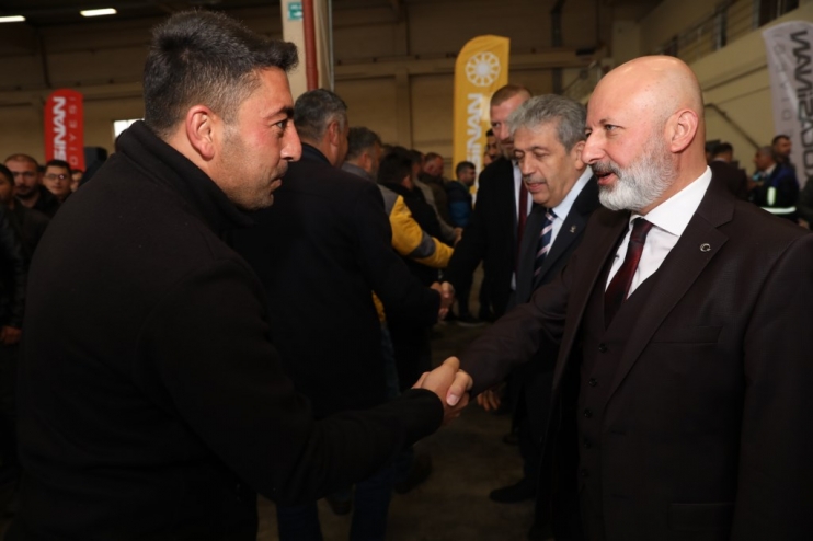BAŞKAN ÇOLAKBAYRAKDAR, MESAİ ARKADAŞLARINA; “HER BİRİNİZ İSİMSİZ KAHRAMANLARSINIZ”DEDİ.