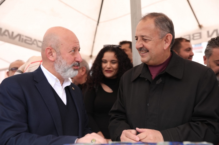 KAYSERİ’DE İLK OLAN SEVİMLİ PATİLER İÇİN ‘KÜÇÜK DOSTLAR KEDİ KASABASI’ AÇILDI