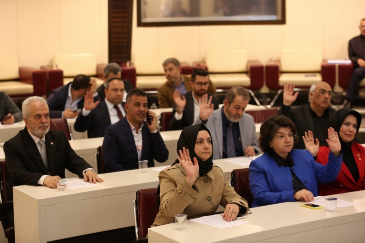 BAŞKAN ÇOLAKBAYRAKDAR’DAN KADINLARA MÜJDE