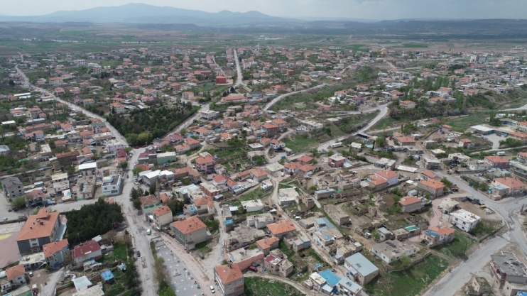 BAŞKAN ÇOLAKBAYRAKDAR, 45 YILLIK TAPU SORUNUNU ÇÖZÜME KAVUŞTURUYOR