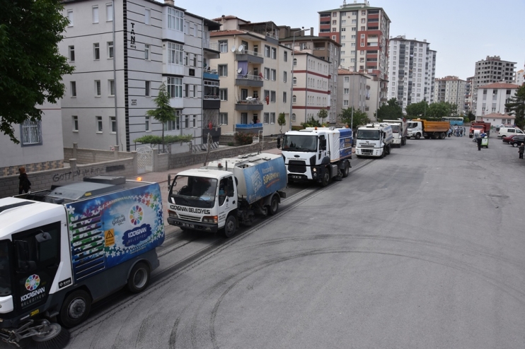 DAHA TEMİZ BİR KOCASİNAN İÇİN BAHAR TEMİZLİĞİ DEVAM EDİYOR